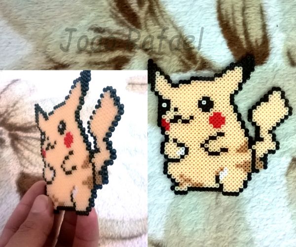 Pikachu feito com Perler Beads